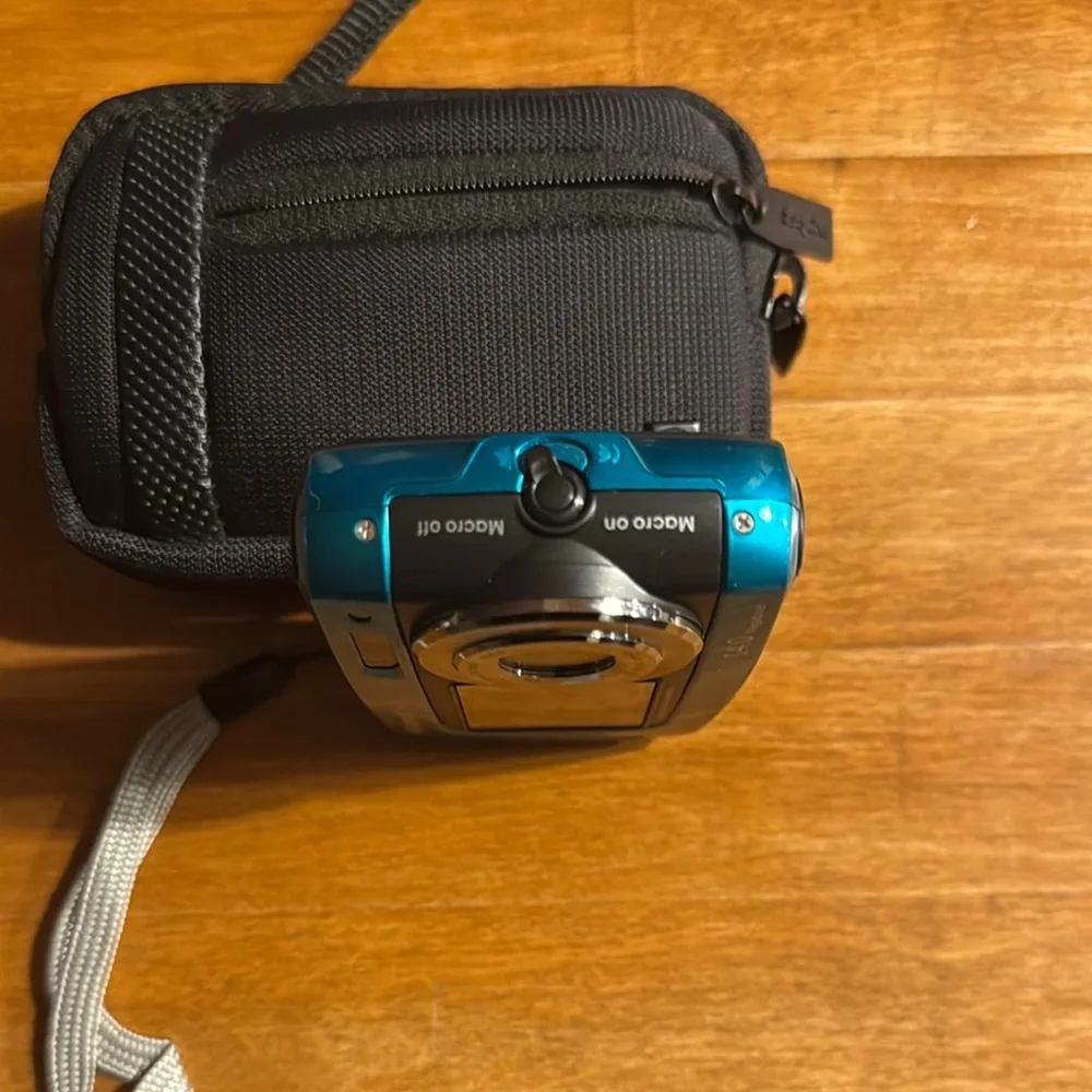 Polaroid Blue Digital Camera with Protective Case and Memory Card